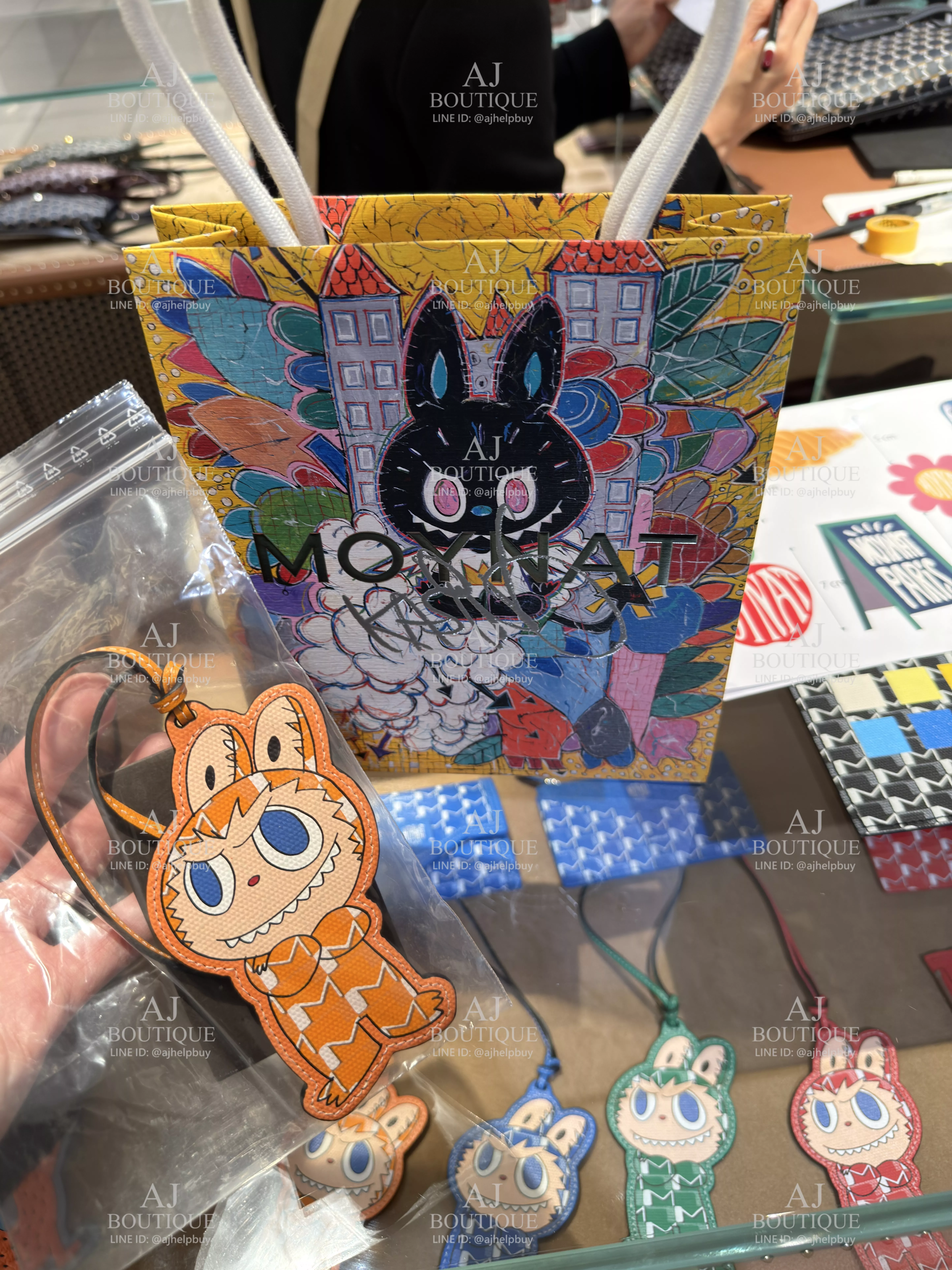 Moynat Labubu Charm 聯名限量款 代購主圖