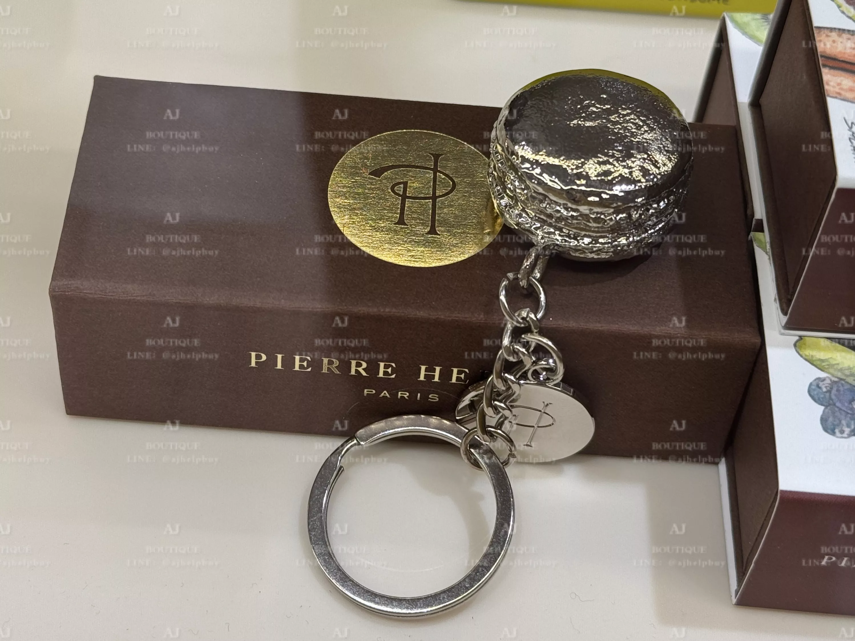 Pierre Herme 限量款 馬卡龍鑰匙圈 贈品主圖