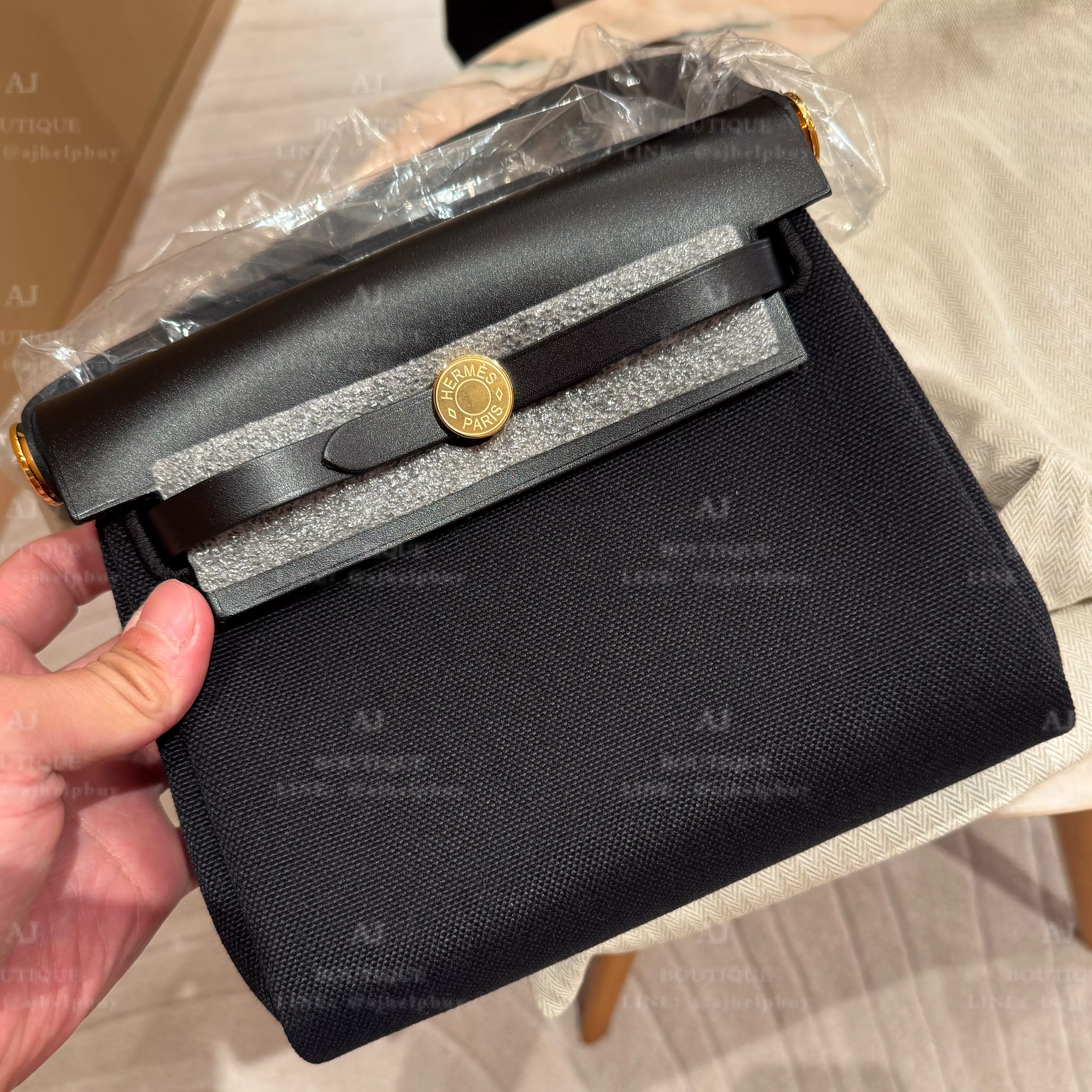 Hermes Mini Herbag 黑金 代購主圖