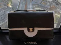 Chanel Maxi Souplissimo Bag 黑金 代購照片