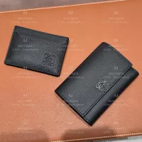 Loewe 新款消光黑雕花皮夾 代購照片