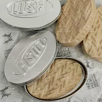 Lush Deep Sleep 甜睡時光鎂鹽按摩芭 贈品照片