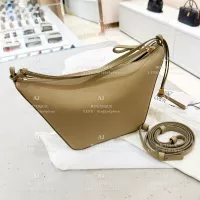 Loewe Mini Hammock Hobo 代購照片