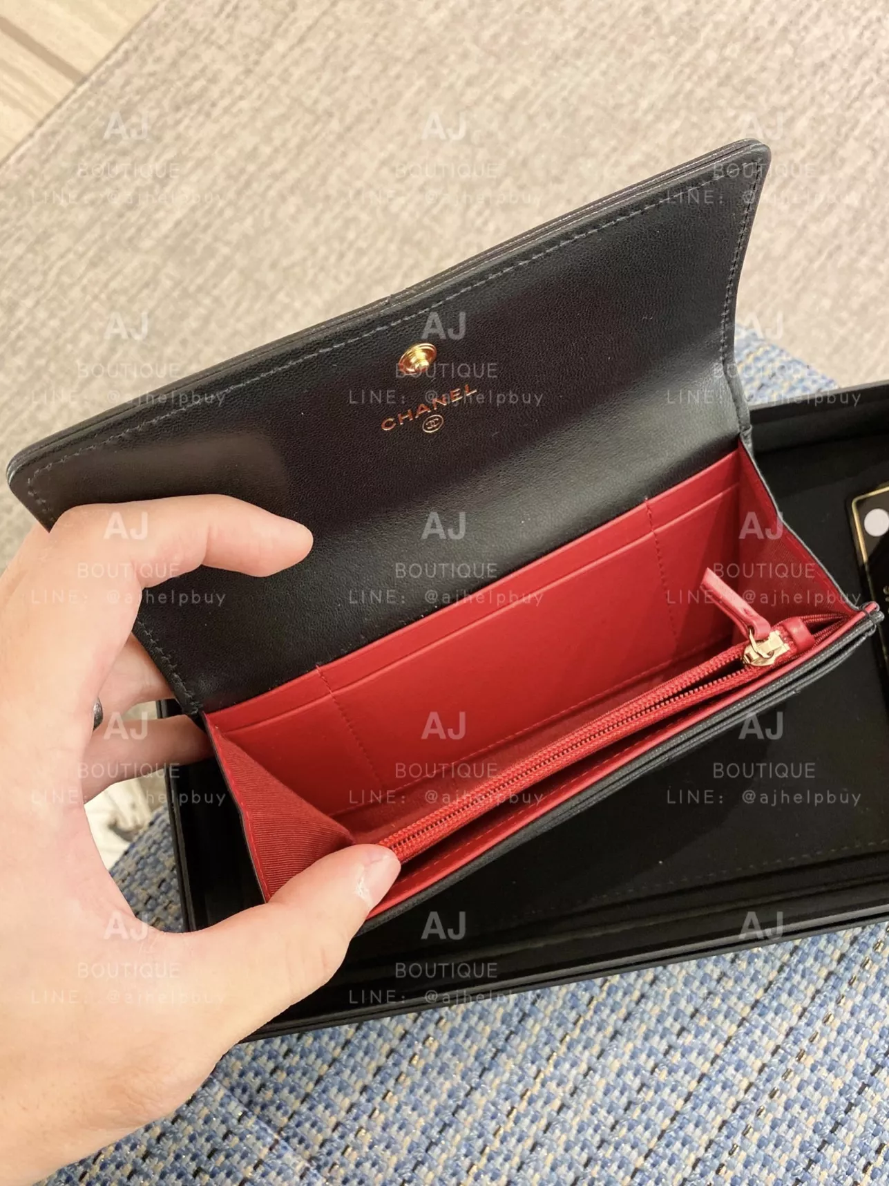 Chanel 19 Medium Wallet 掀蓋中夾 黑色 代購照片2
