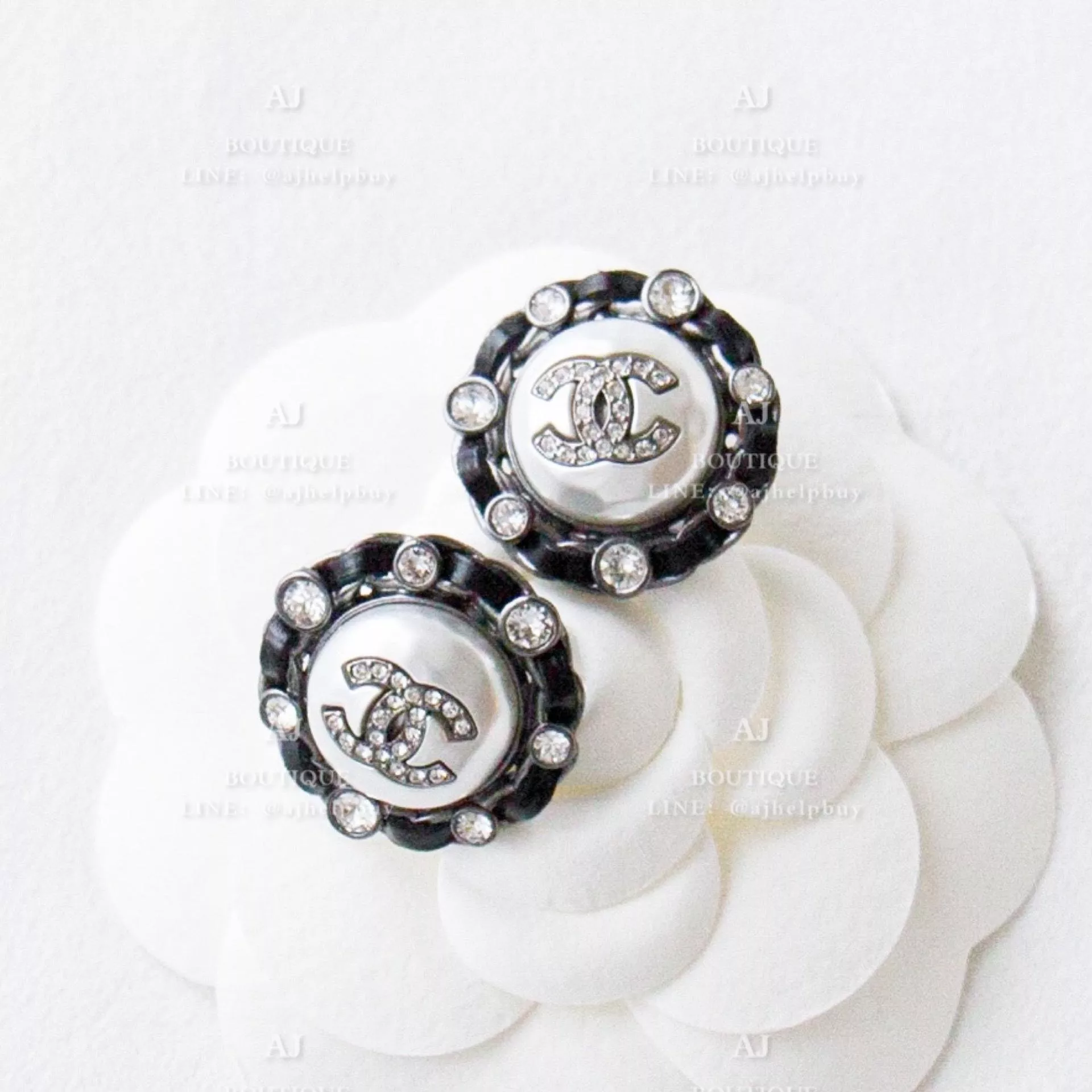 Chanel 針式耳環 皮穿鍊 銀色 代購照片