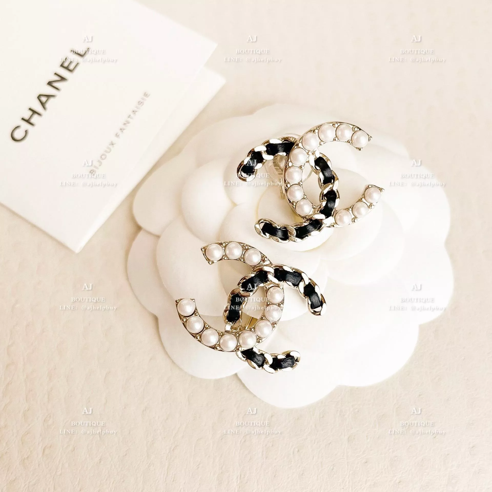 Chanel 夾式耳環 淡金 代購照片