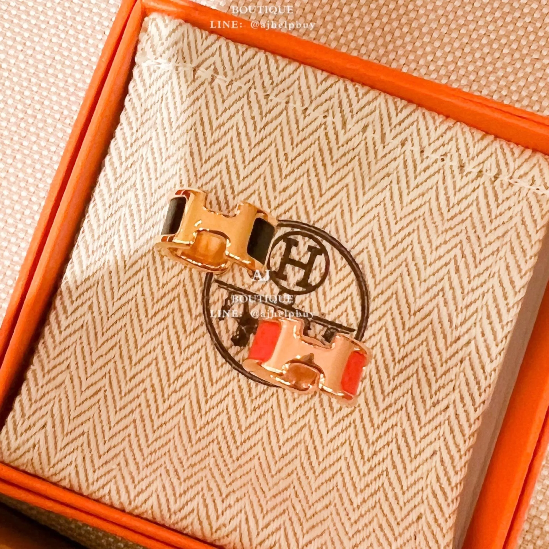 Hermes 新款 H耳扣 代購照片