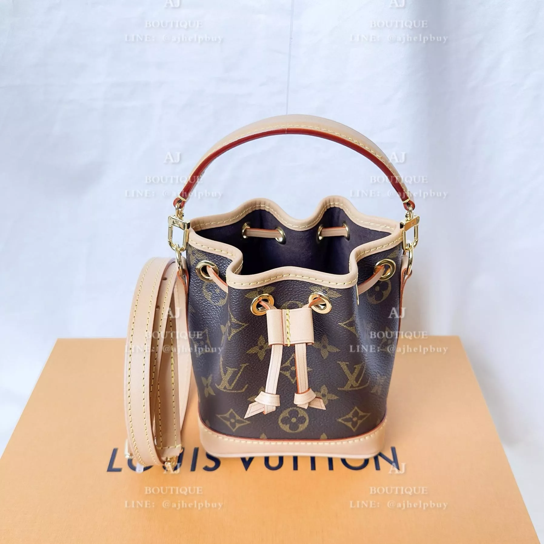 Lv Louis Vuitton Nano Noe 代購照片
