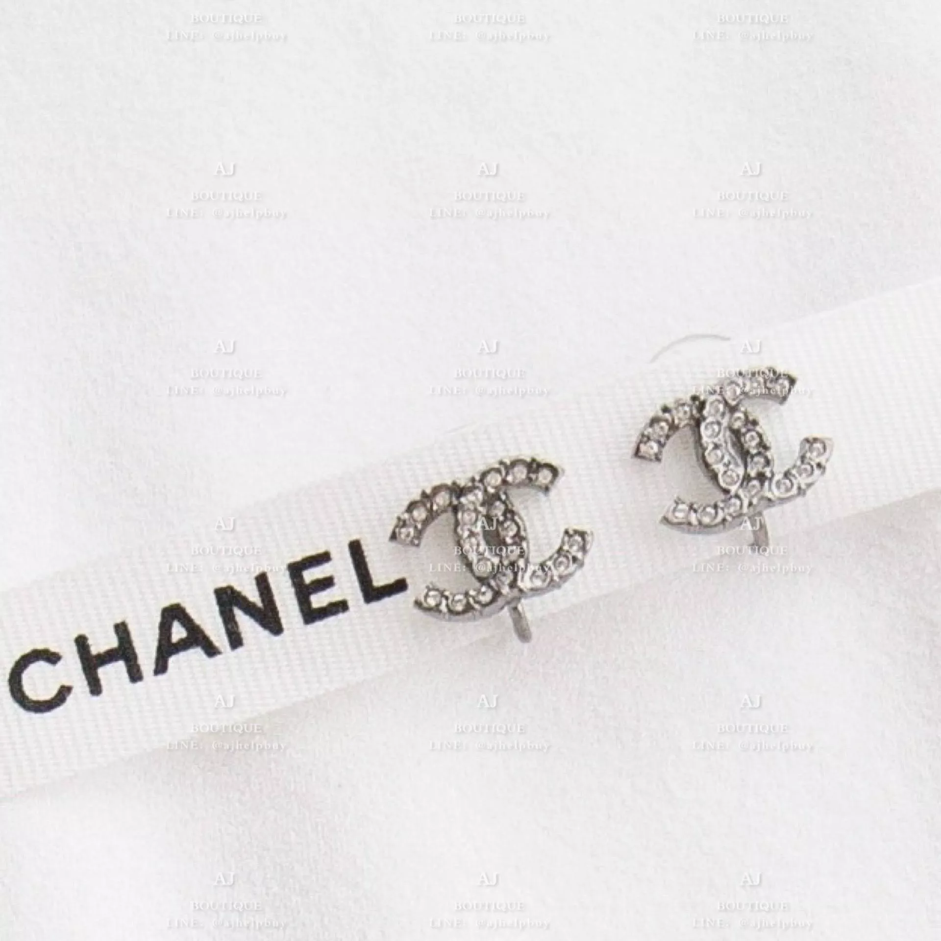 Chanel 夾式耳環 銀色 代購照片