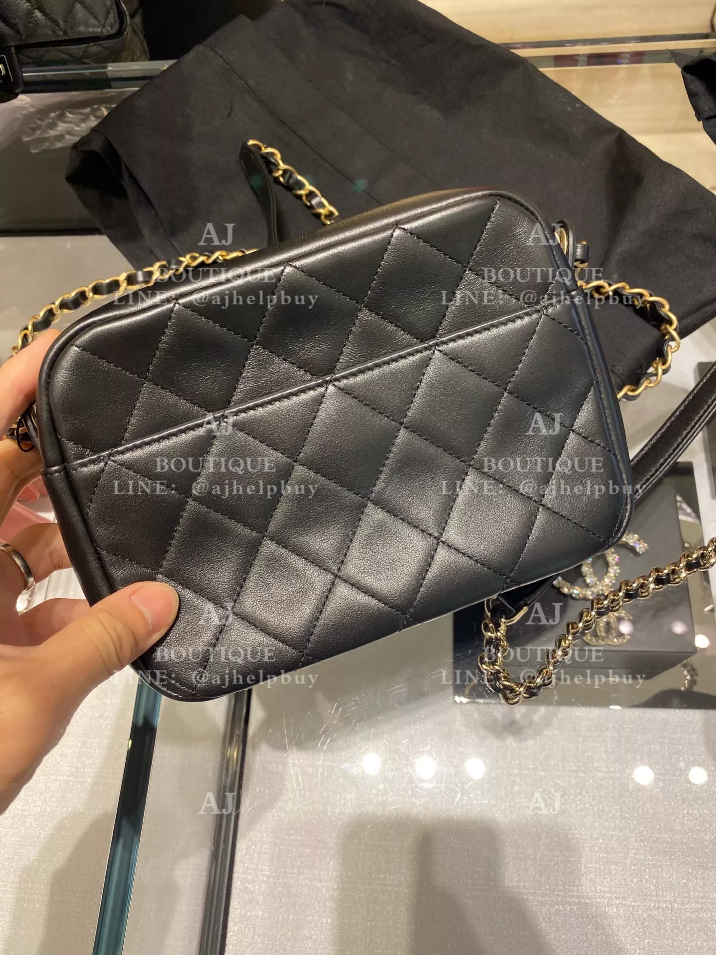 Chanel 相機包 黑色 代購照片2