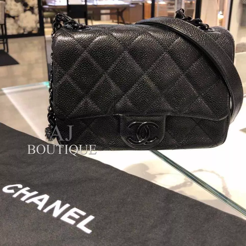 Chanel 小方包 ☑️ 代購照片