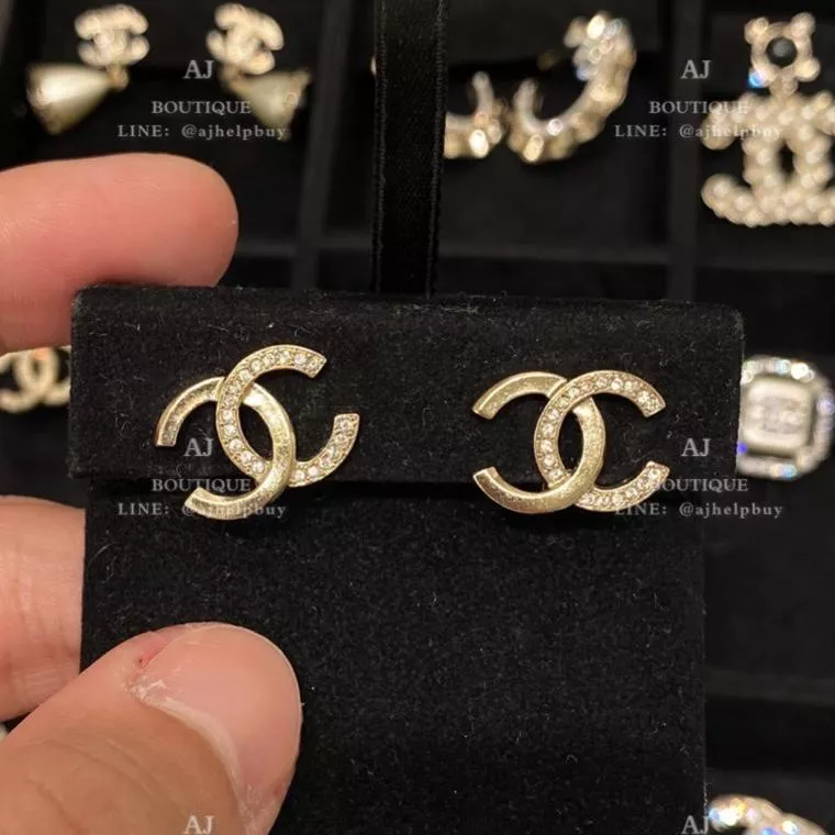 Chanel 雙C 針式耳環 淡金色 代購照片