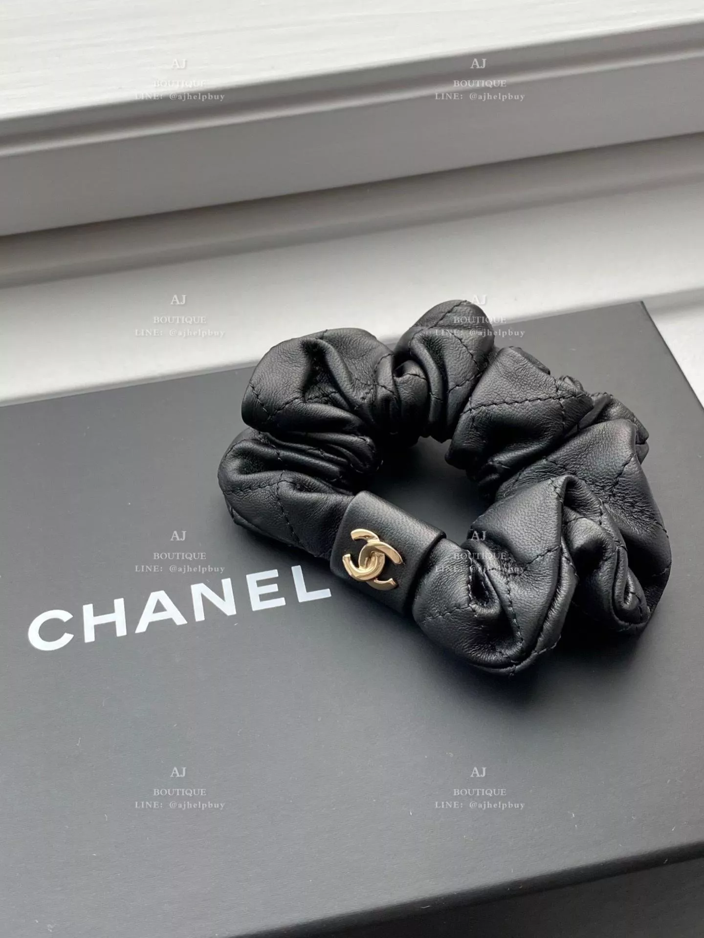 Chanel 皮革髮圈 黑色 代購照片
