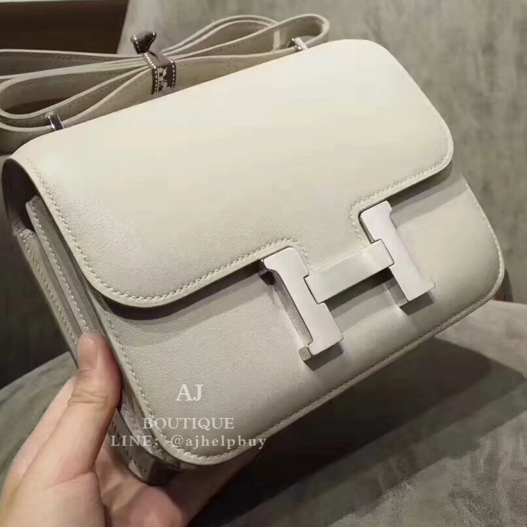 Hermes Constance Mini 銀釦 代購照片
