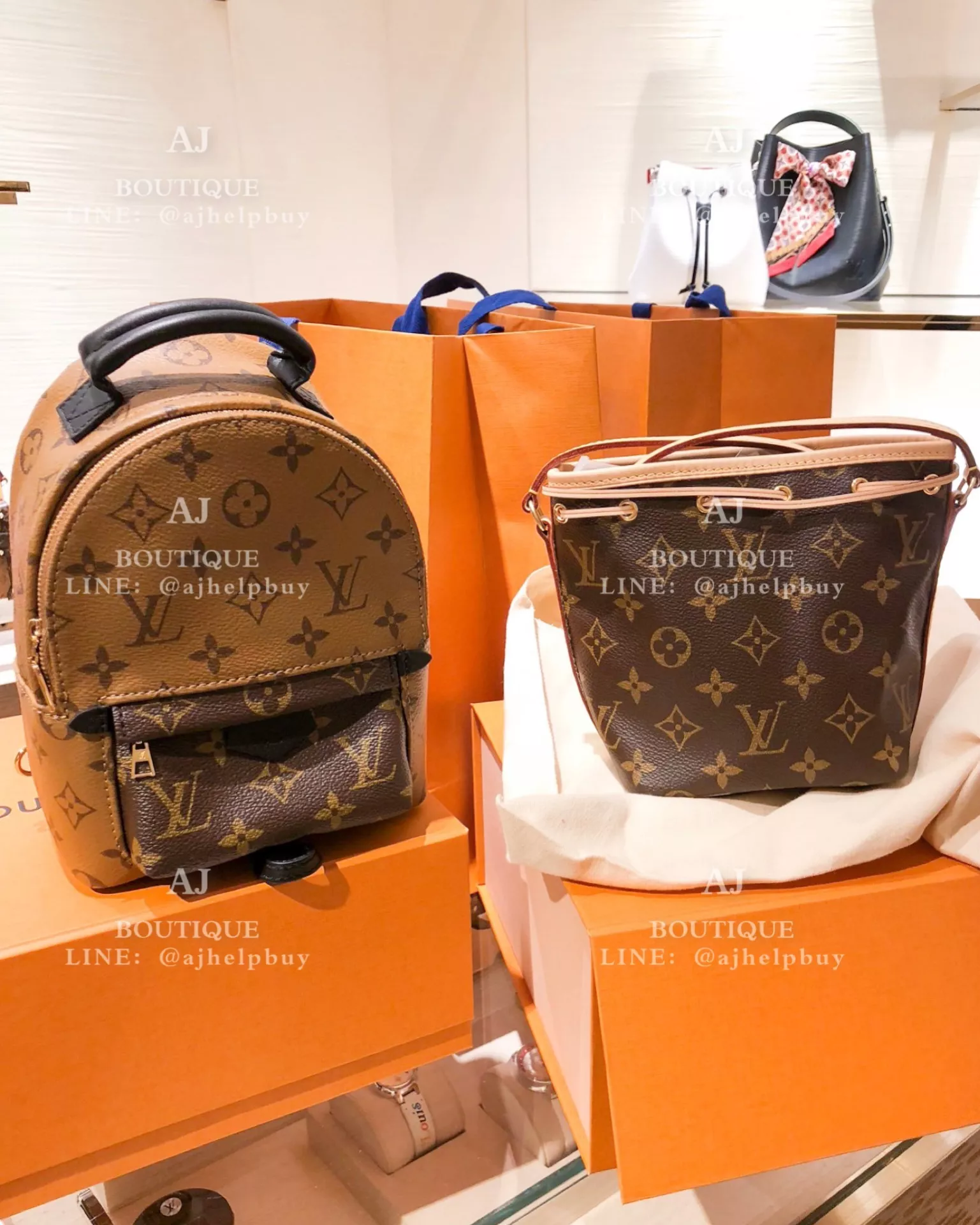 Lv Louis Vuitton 拼色迷你後背包、nano小水桶 代購照片