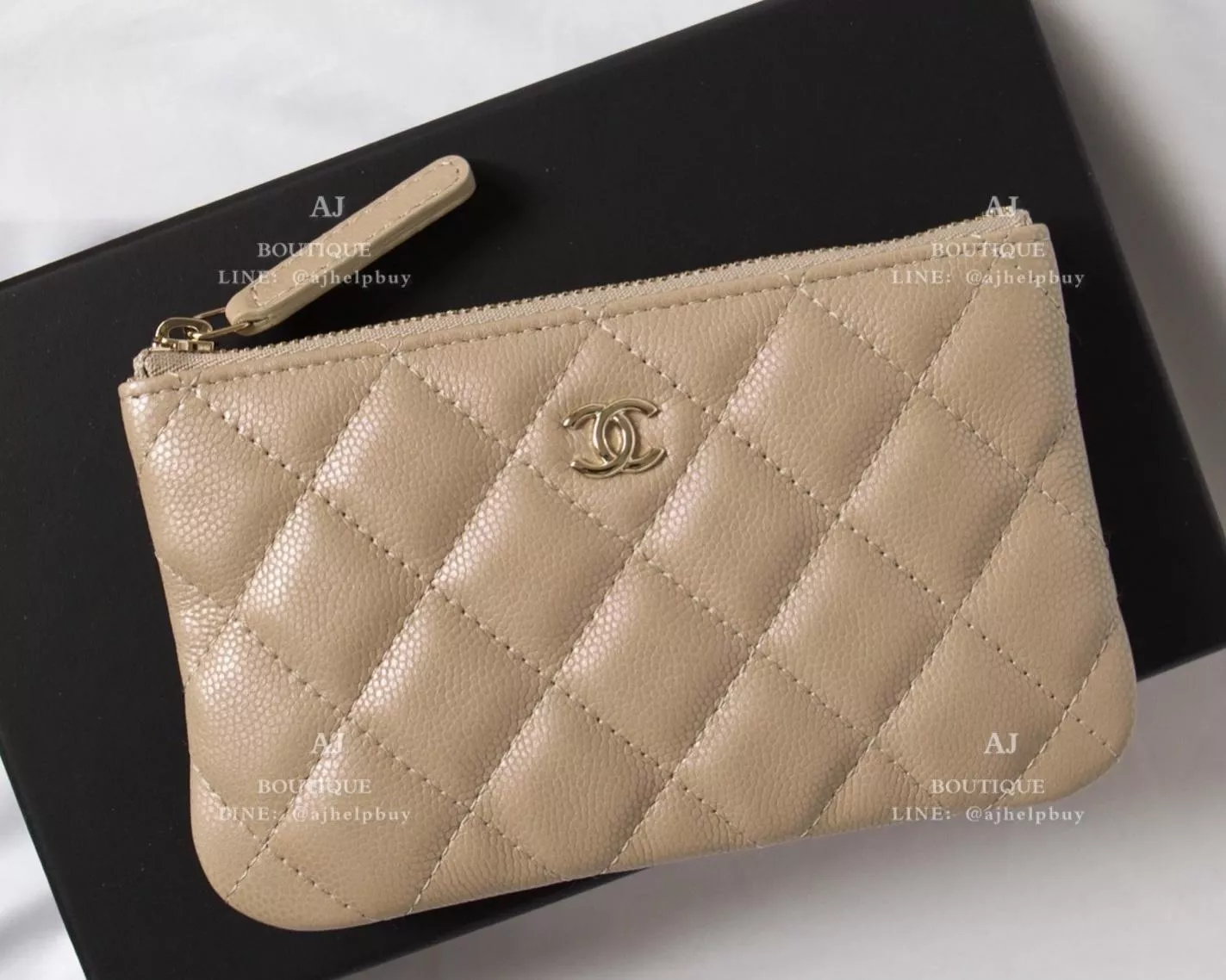 Chanel 一字拉鍊錢包 代購照片