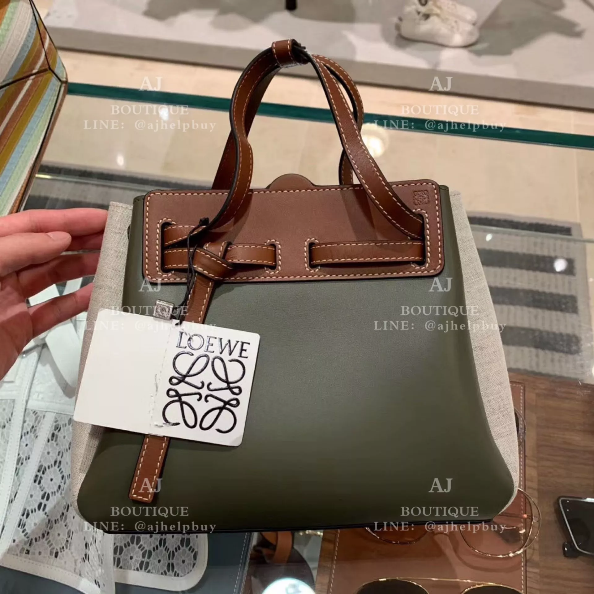 Loewe 折扣款 Lazo Mini 代購照片