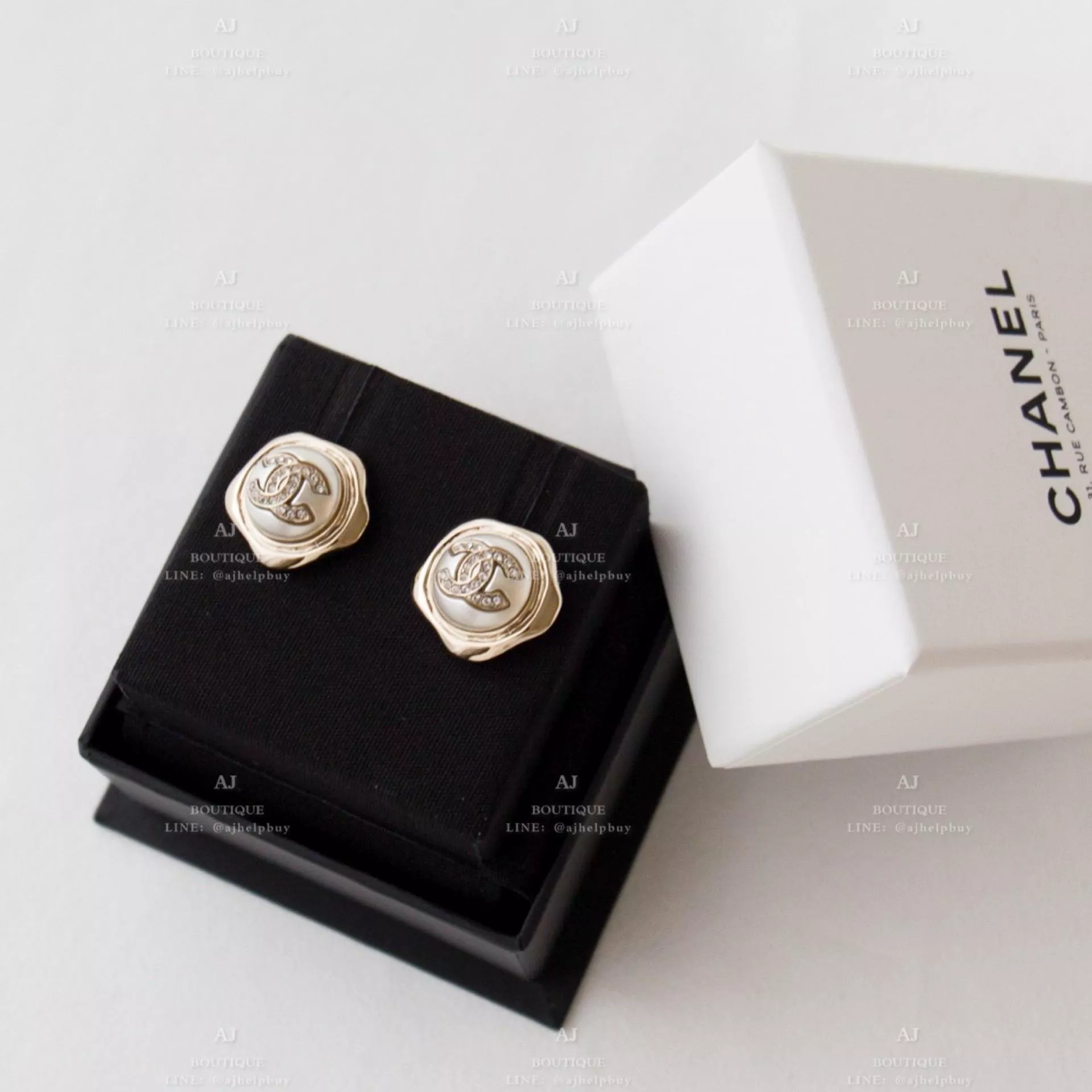 Chanel 針式耳環 淡金 代購照片