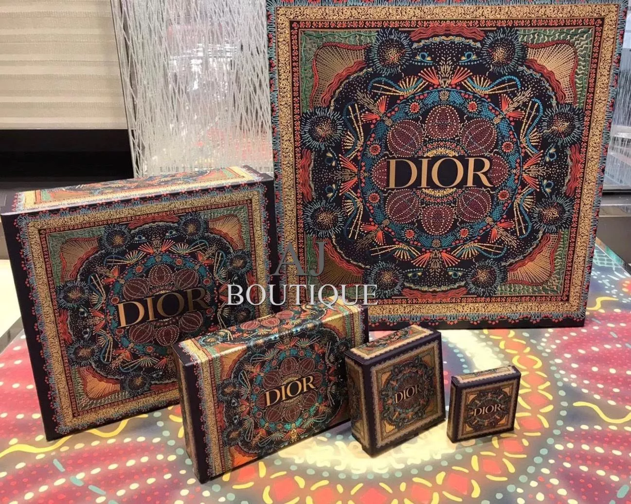 Dior 聖誕限定限量包裝來啦 代購照片