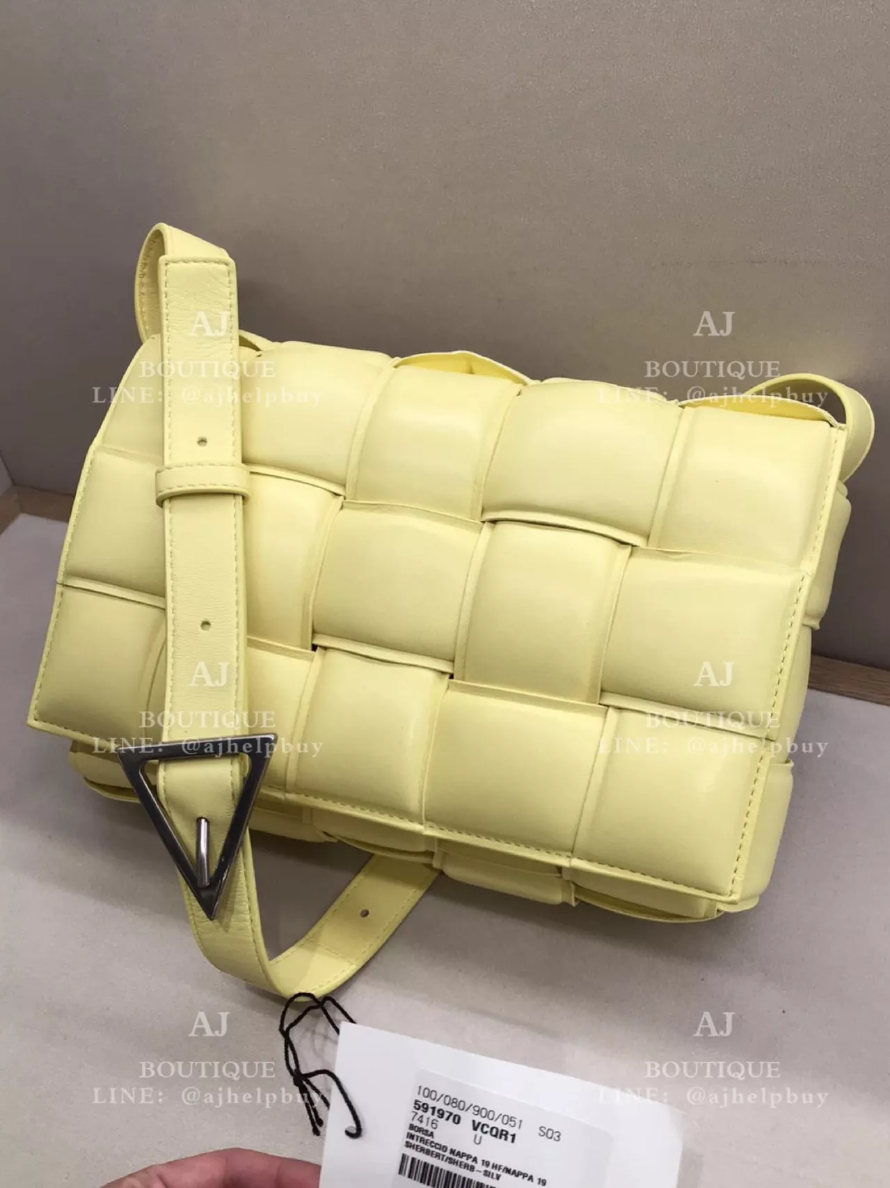 Bv Bottega Veneta Cassette 枕頭包 代購照片