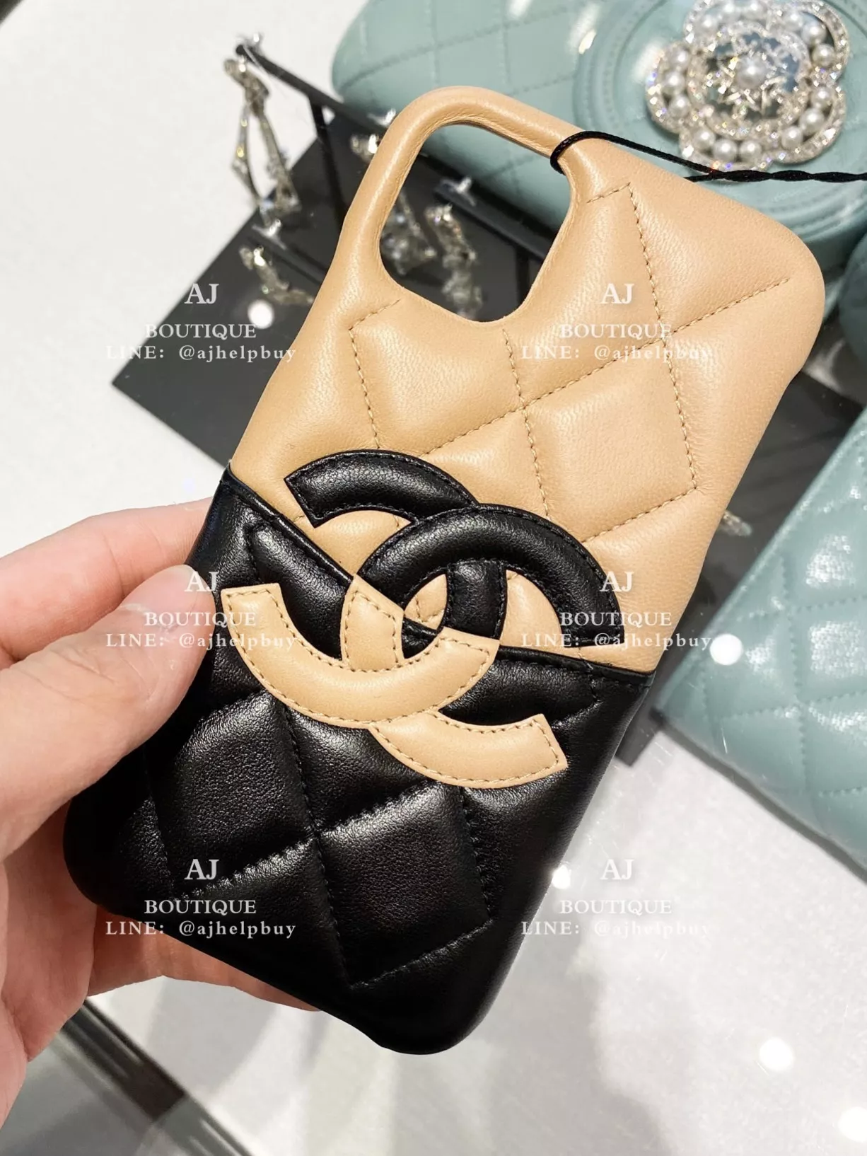 Chanel Iphone手機殼 代購照片