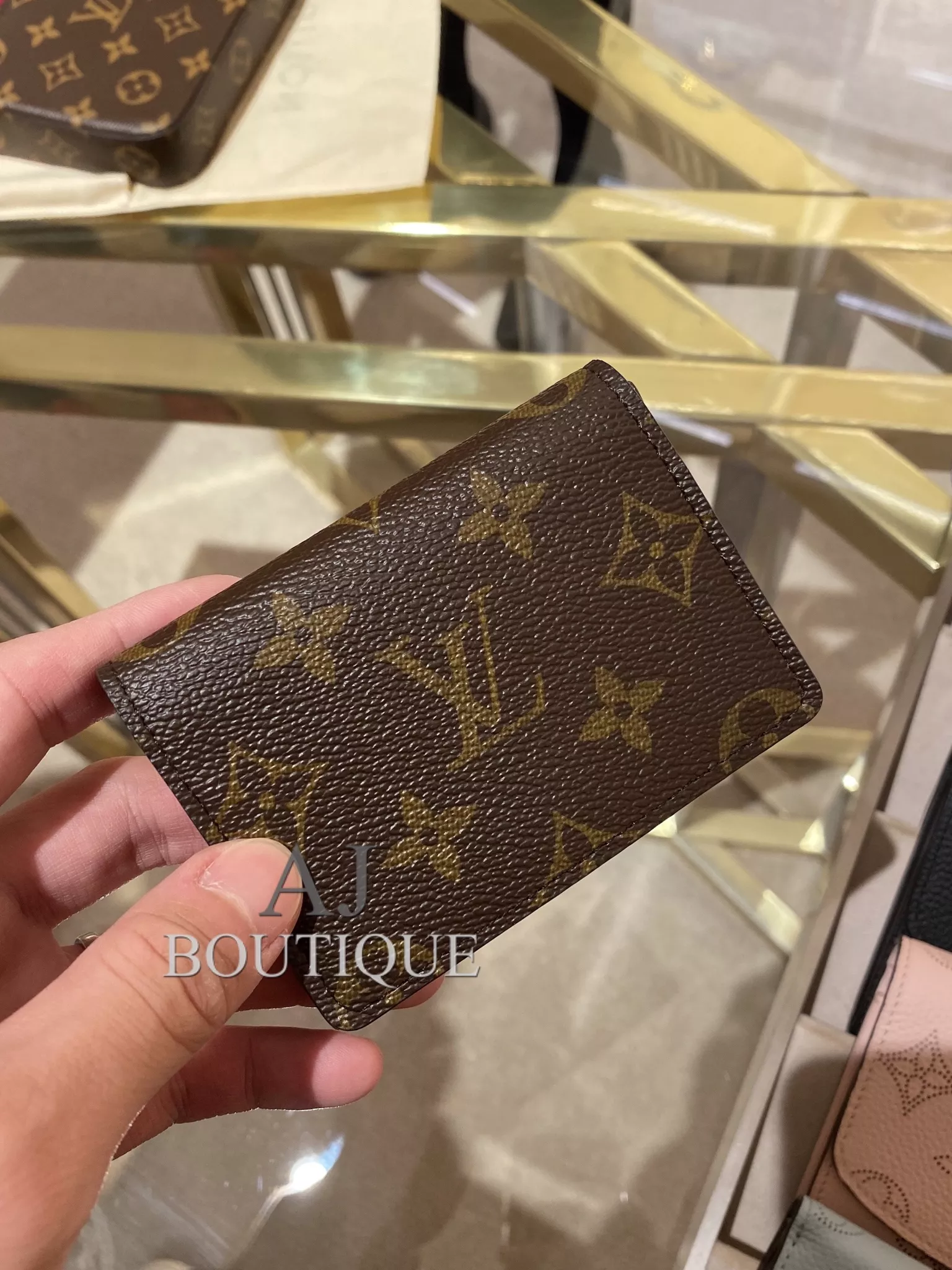 Lv Louis Vuitton 老花卡包 ☑️ 代購照片