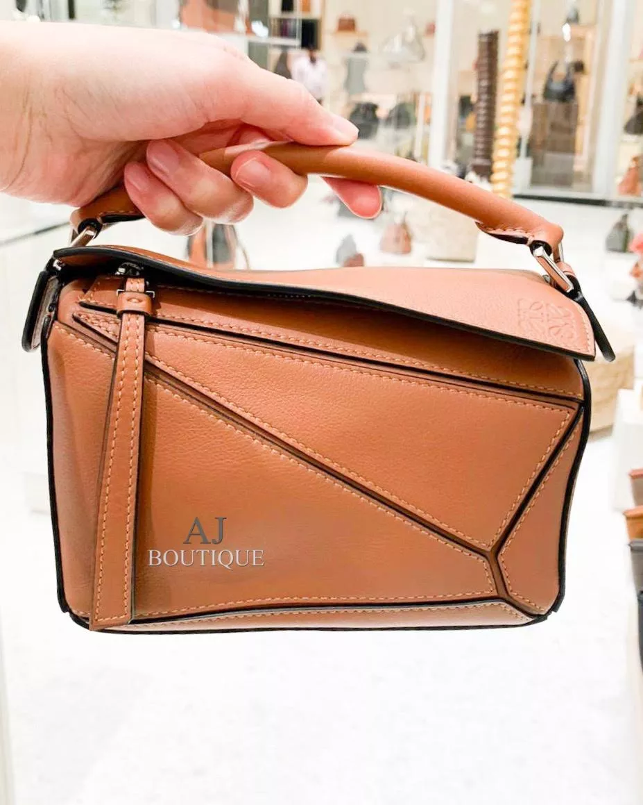 Loewe Mini Puzzle 焦糖色 ☑️ 代購照片