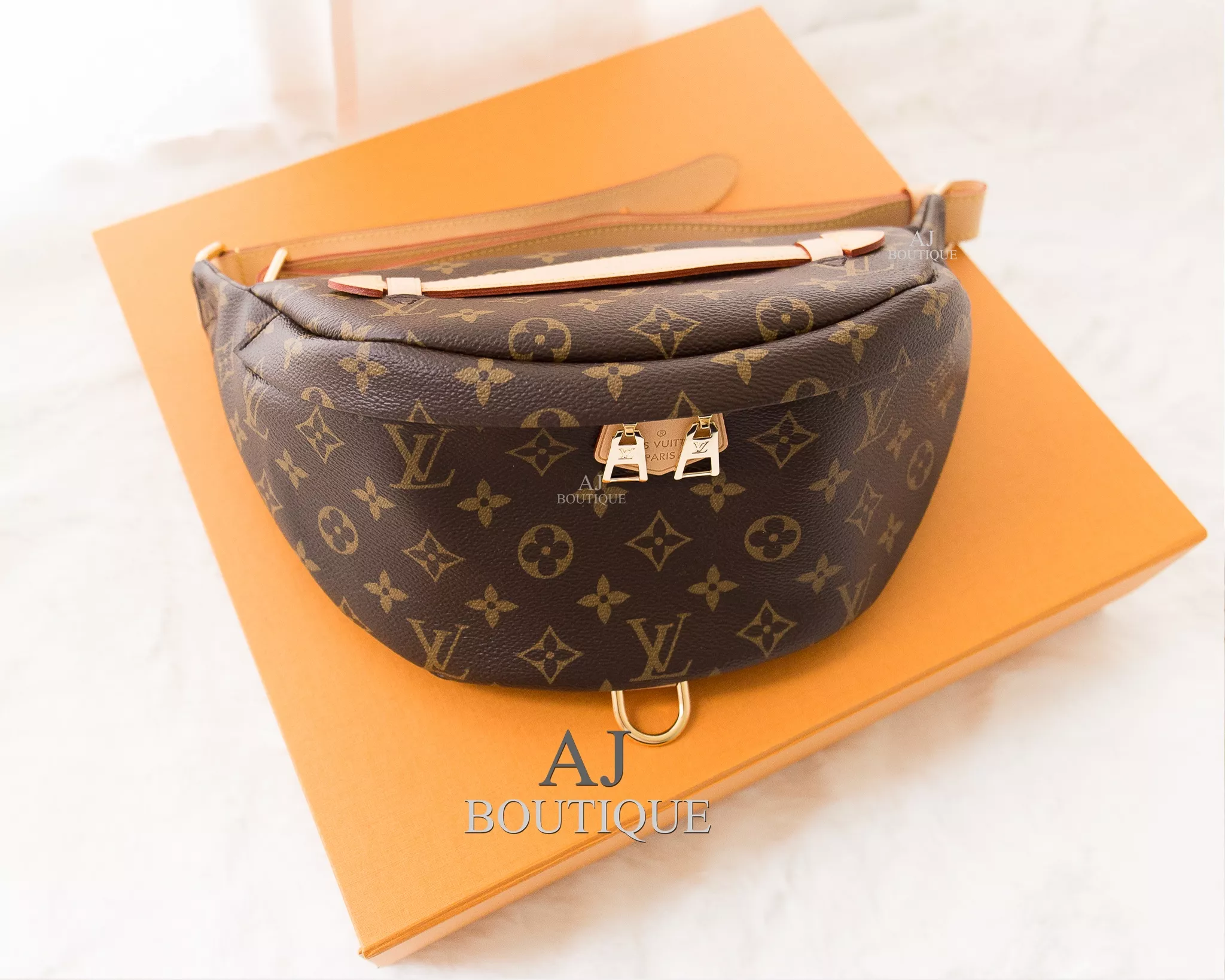 Lv Louis Vuitton 老花腰包 代購照片