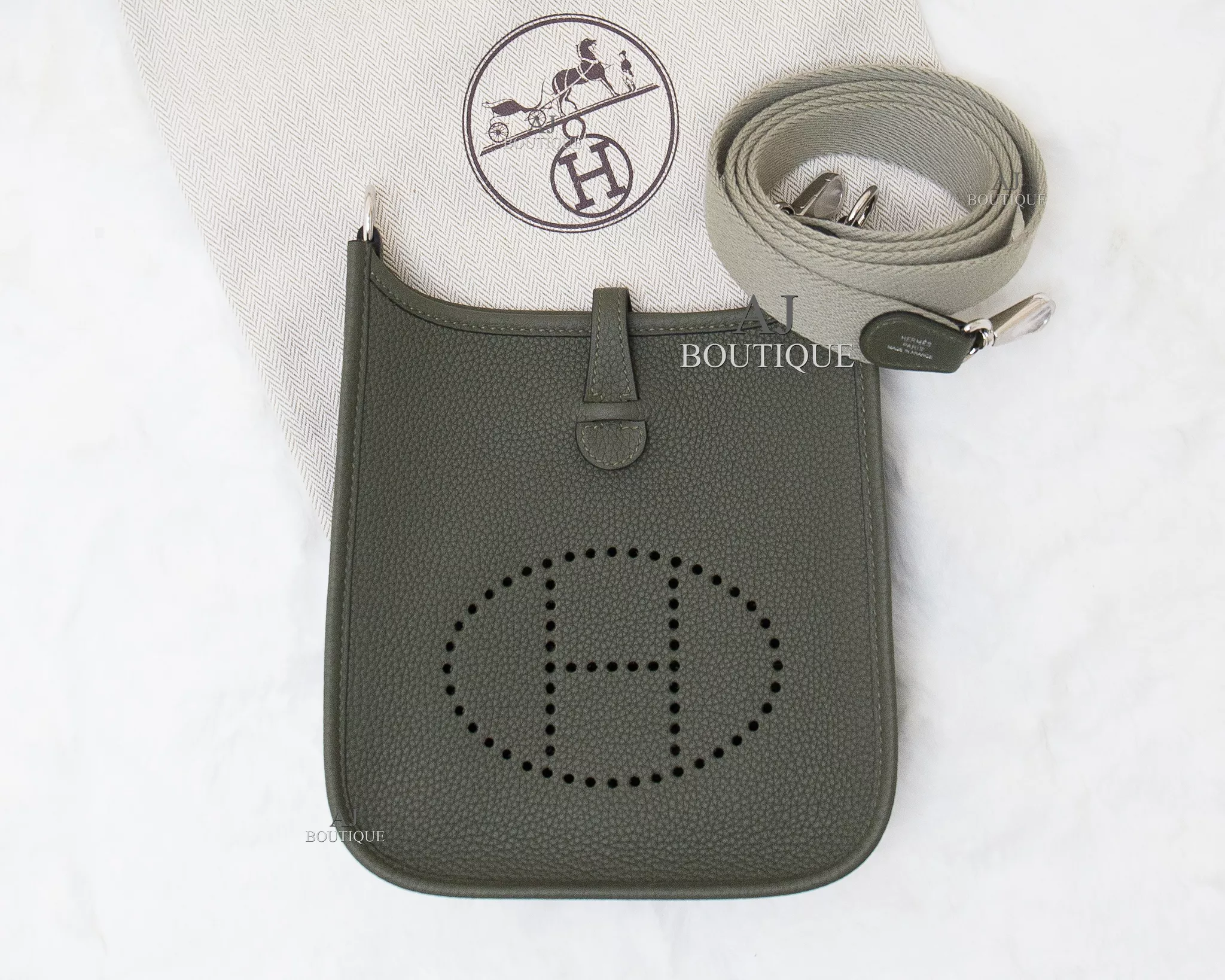 Hermes Mini Evelyne 銀釦 代購照片