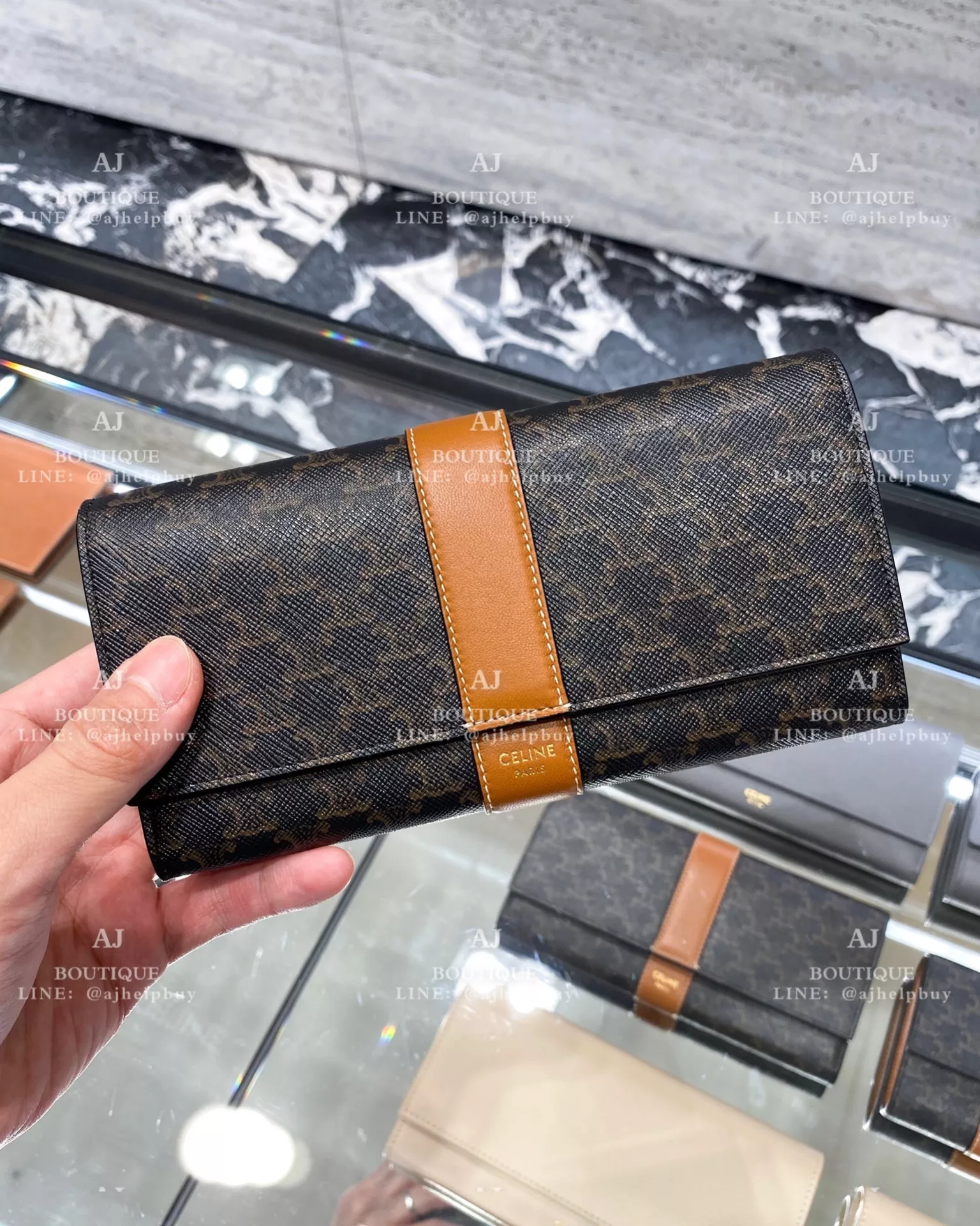 Celine Triomphe 老花長夾 代購照片