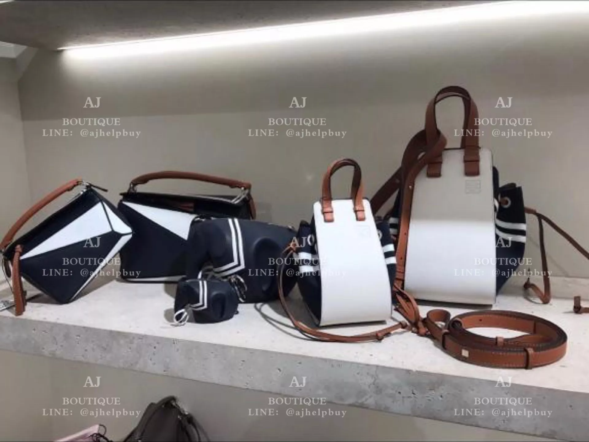 Loewe 折扣款 水手系列 代購照片