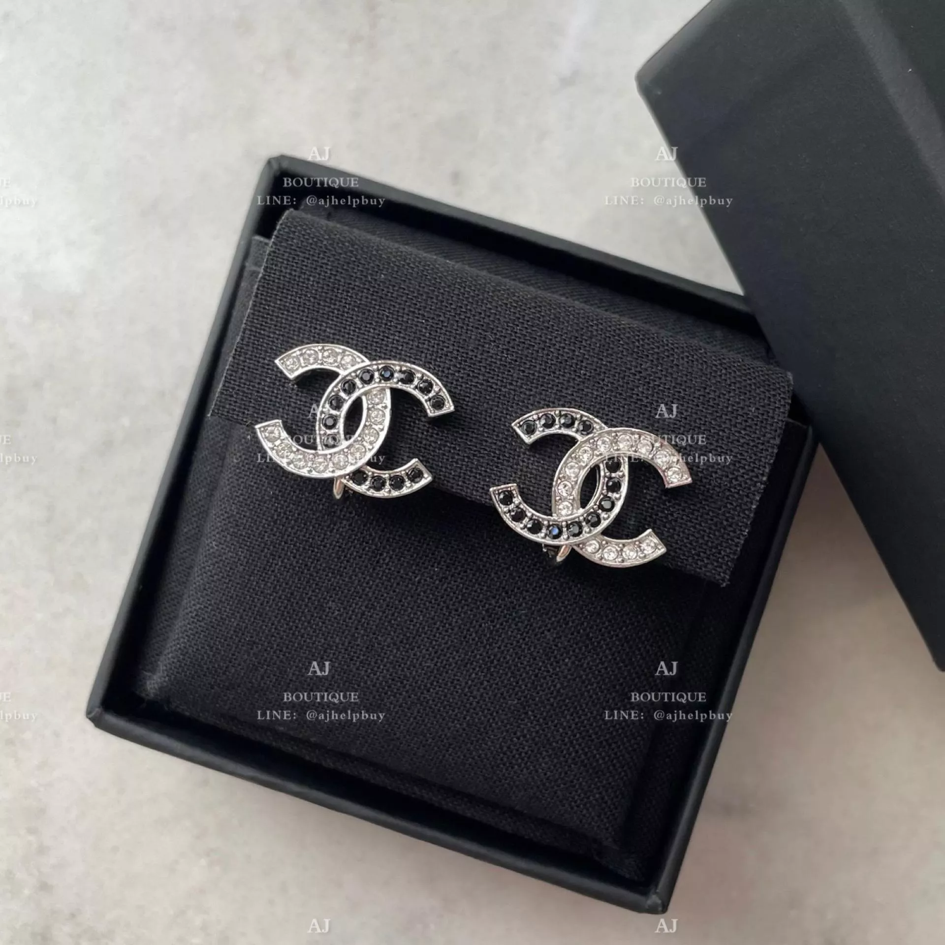 Chanel 新款 夾式耳環 白金 代購照片