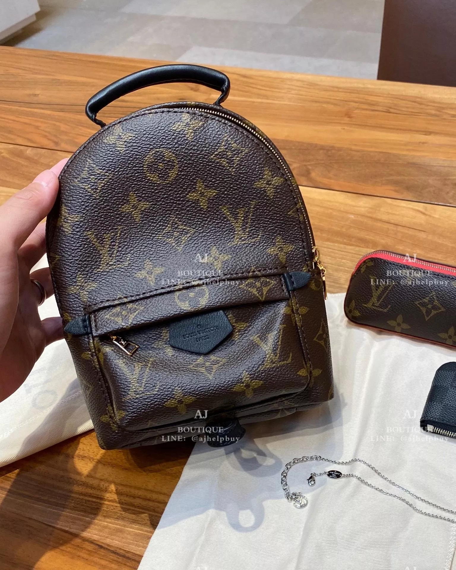 Lv Louis Vuitton 迷你後背包 ☑️ 代購照片