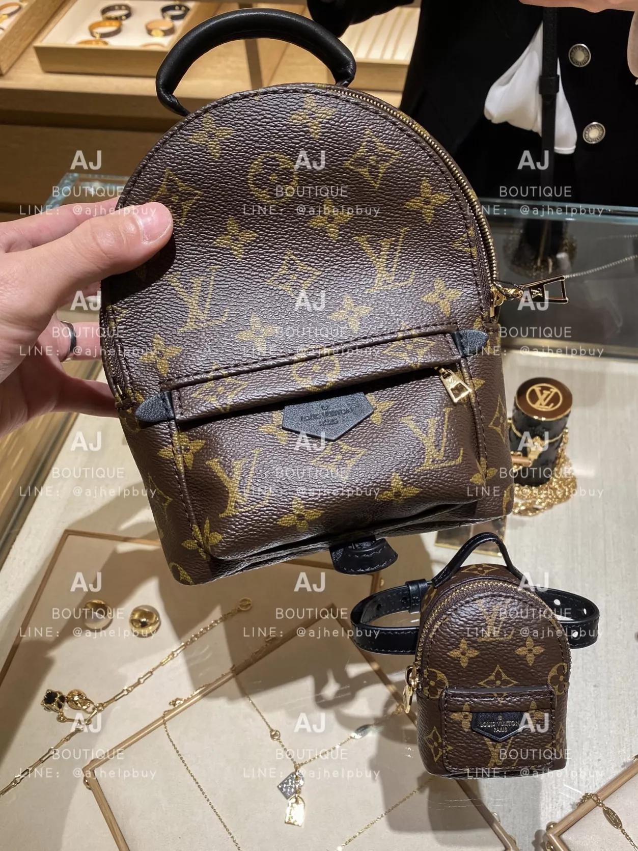 Lv Louis Vuitton 迷你後背包 ☑️ 代購照片