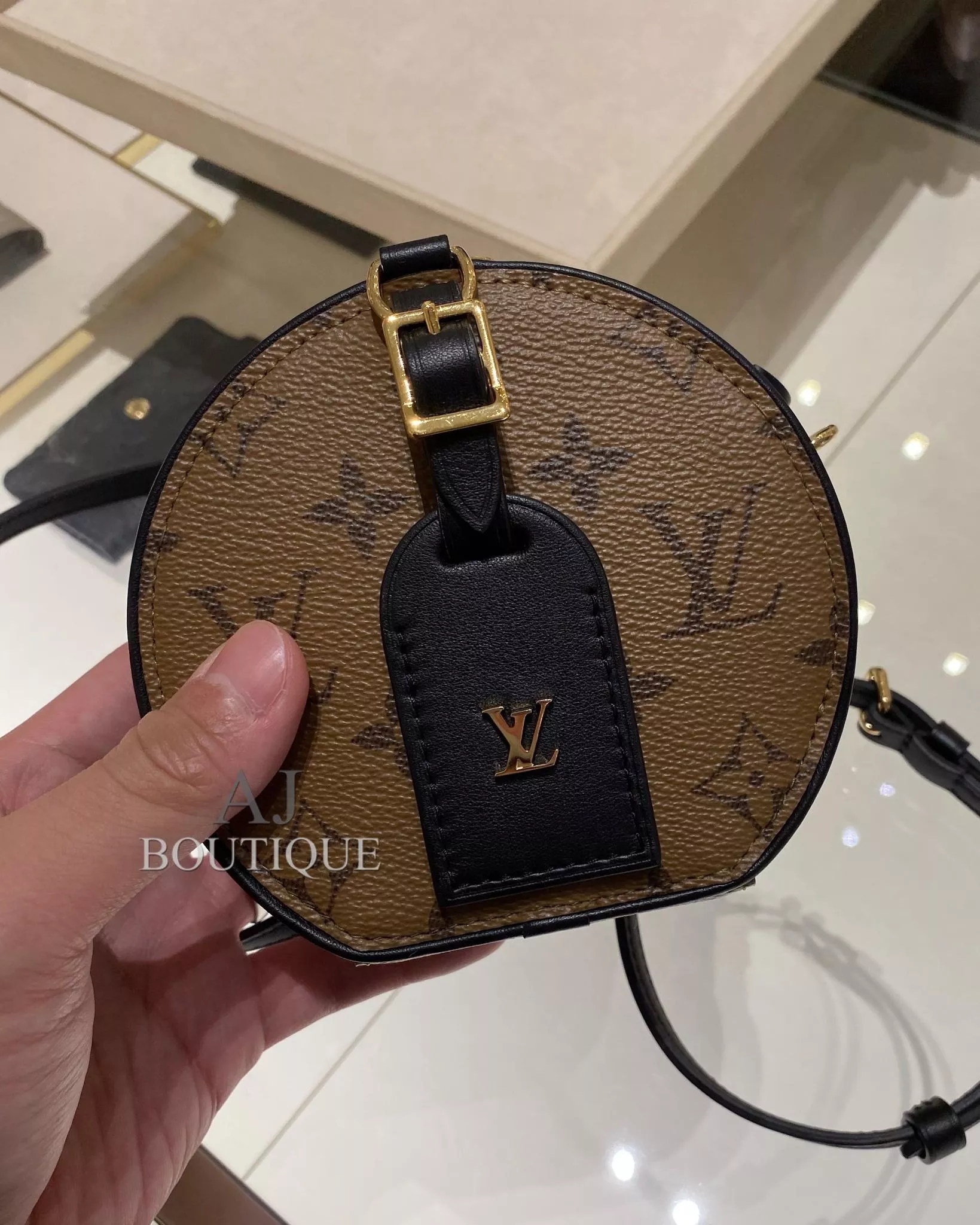 Lv Louis Vuitton Mini 帽盒包 ☑️ 代購照片