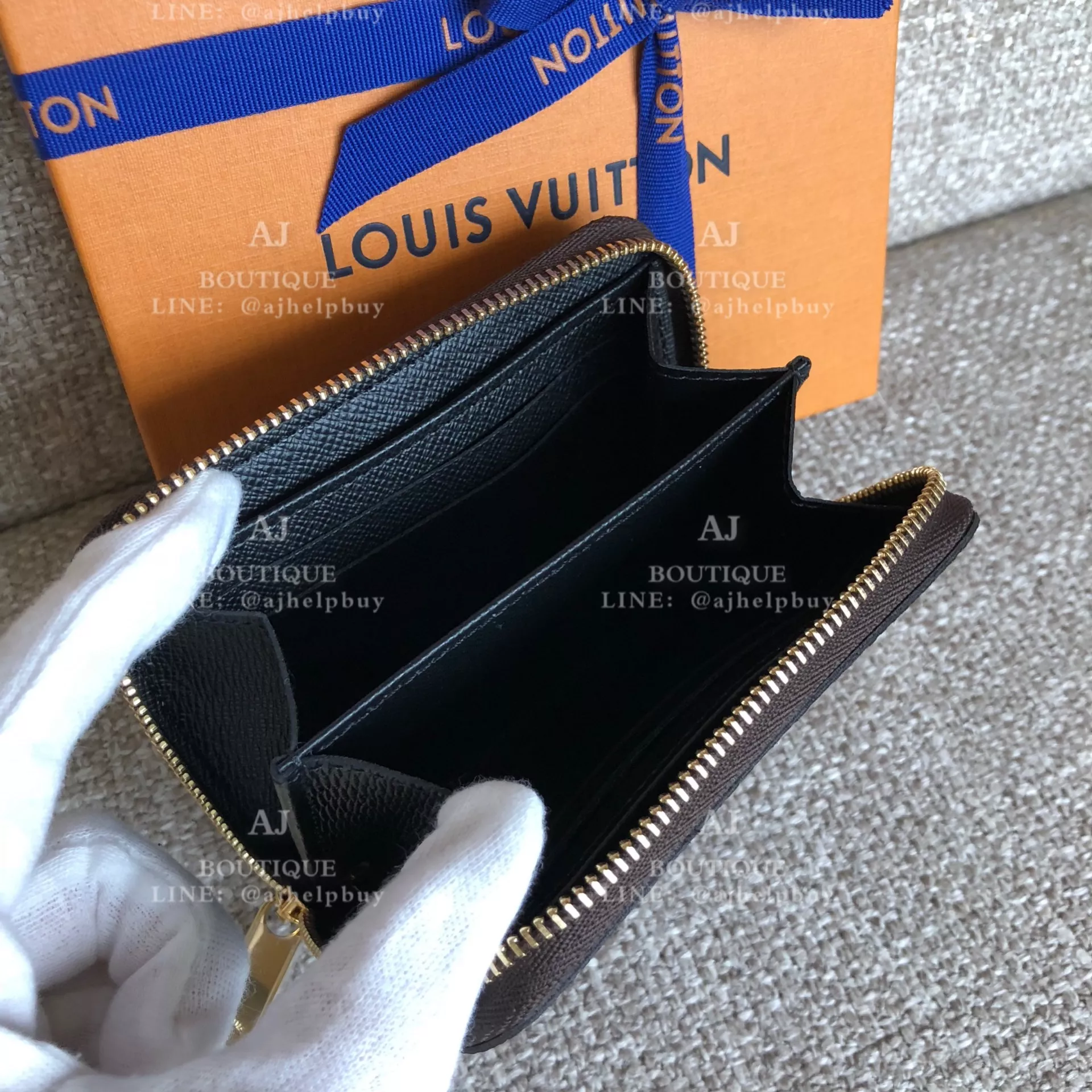 Lv Louis Vuitton Ev 200510 拉鍊零錢包 大老花款 代購照片2