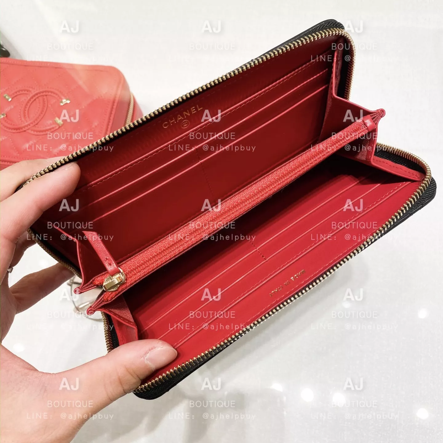 Chanel 19 Zipped Long Wallet 拉鍊長夾 黑色 代購照片2