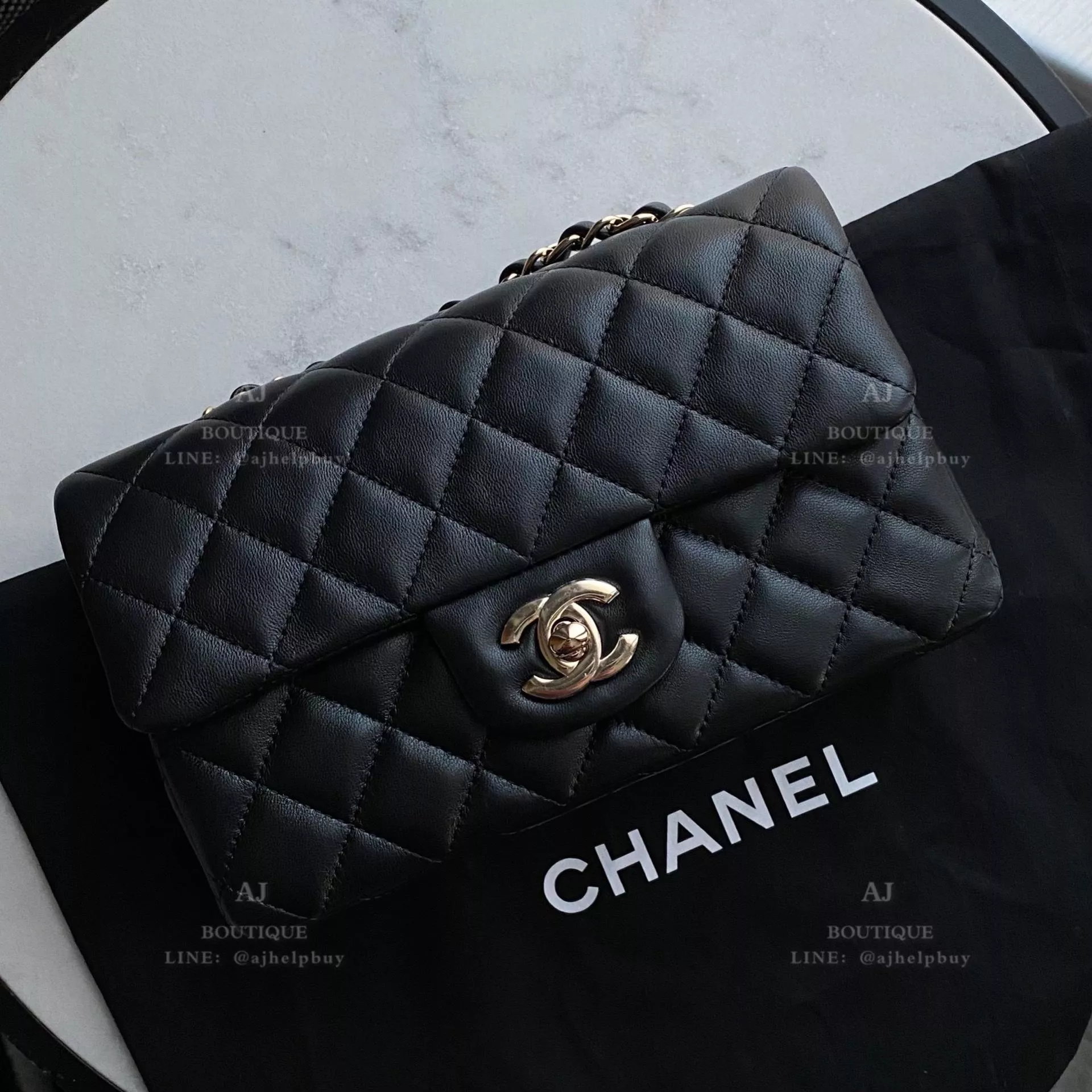 Chanel Mini Coco 20 黑羊淡金 代購照片